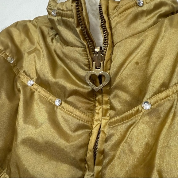 🎄 5/$25 White Faux Fur Reversible Kids Vest - Picture 6 of 6